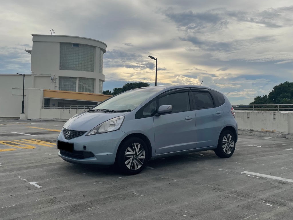 Honda Fit - Affordable car rental Singapore, PHV Grab rental vehicle