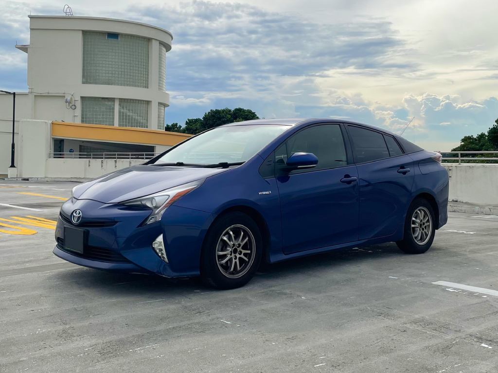 Toyota Prius Hybrid Rental